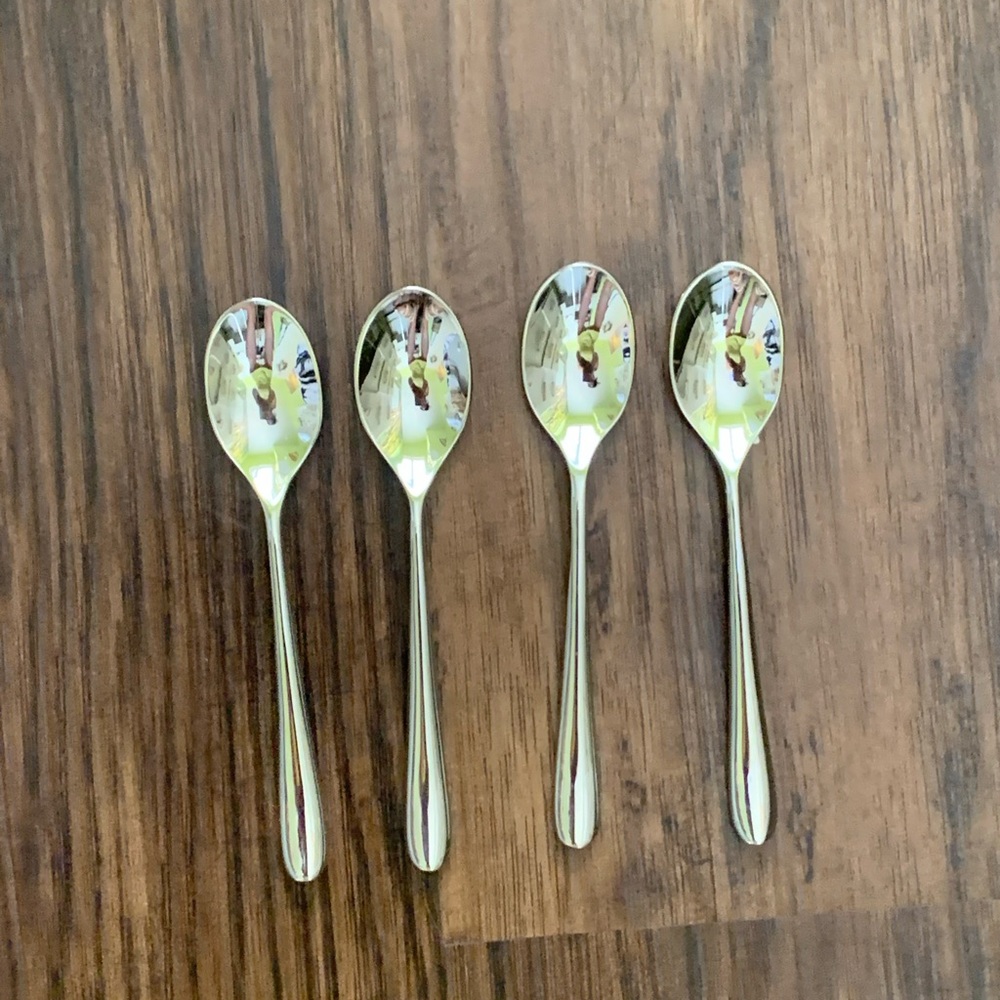 Sur La Table Spoons set